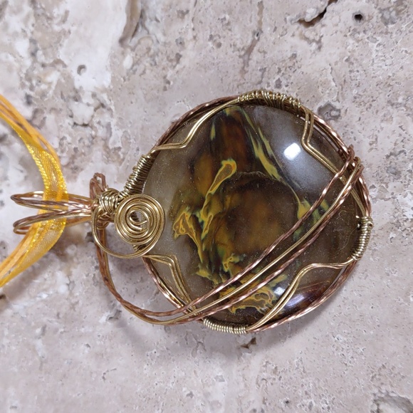 Copper/Brass Wire Wrapped Stone Pendant - Picture 2 of 6